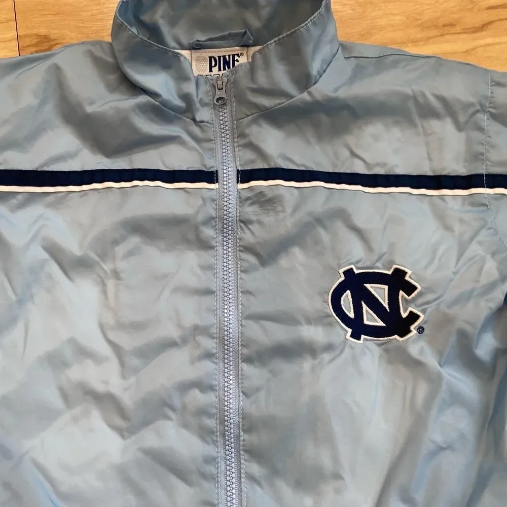 North Carolina Tarheels zip up athletic jacket
